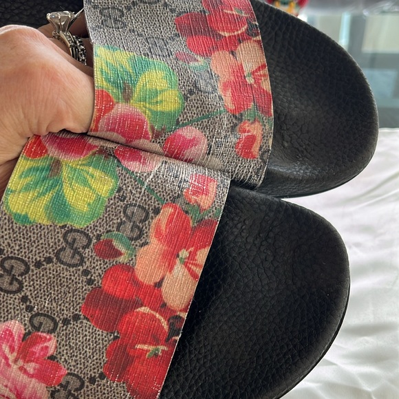 Gucci Bloom Slides 9.5-10 - Picture 8 of 8